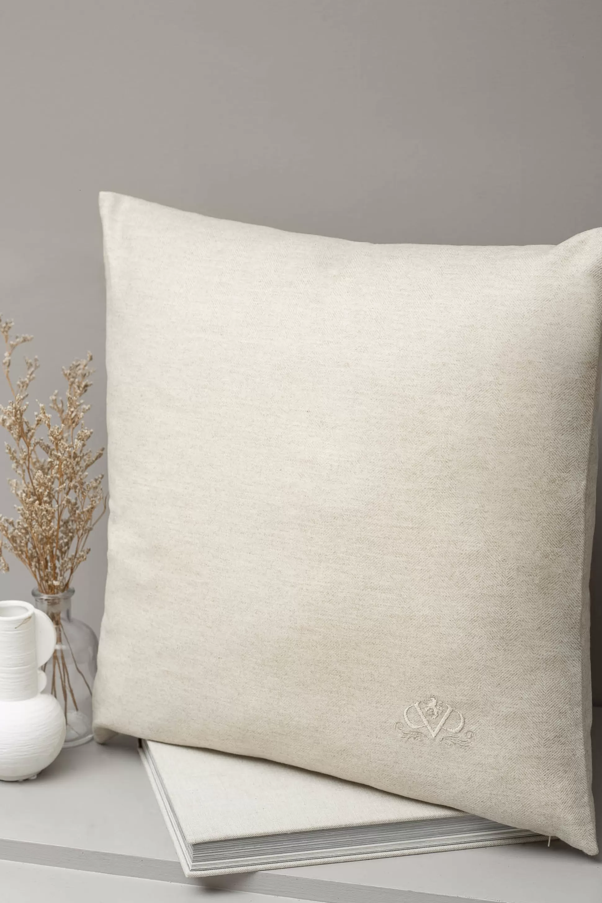 Beige Herringbone Wool Cushion - Made In Italy | Pini Parma Online