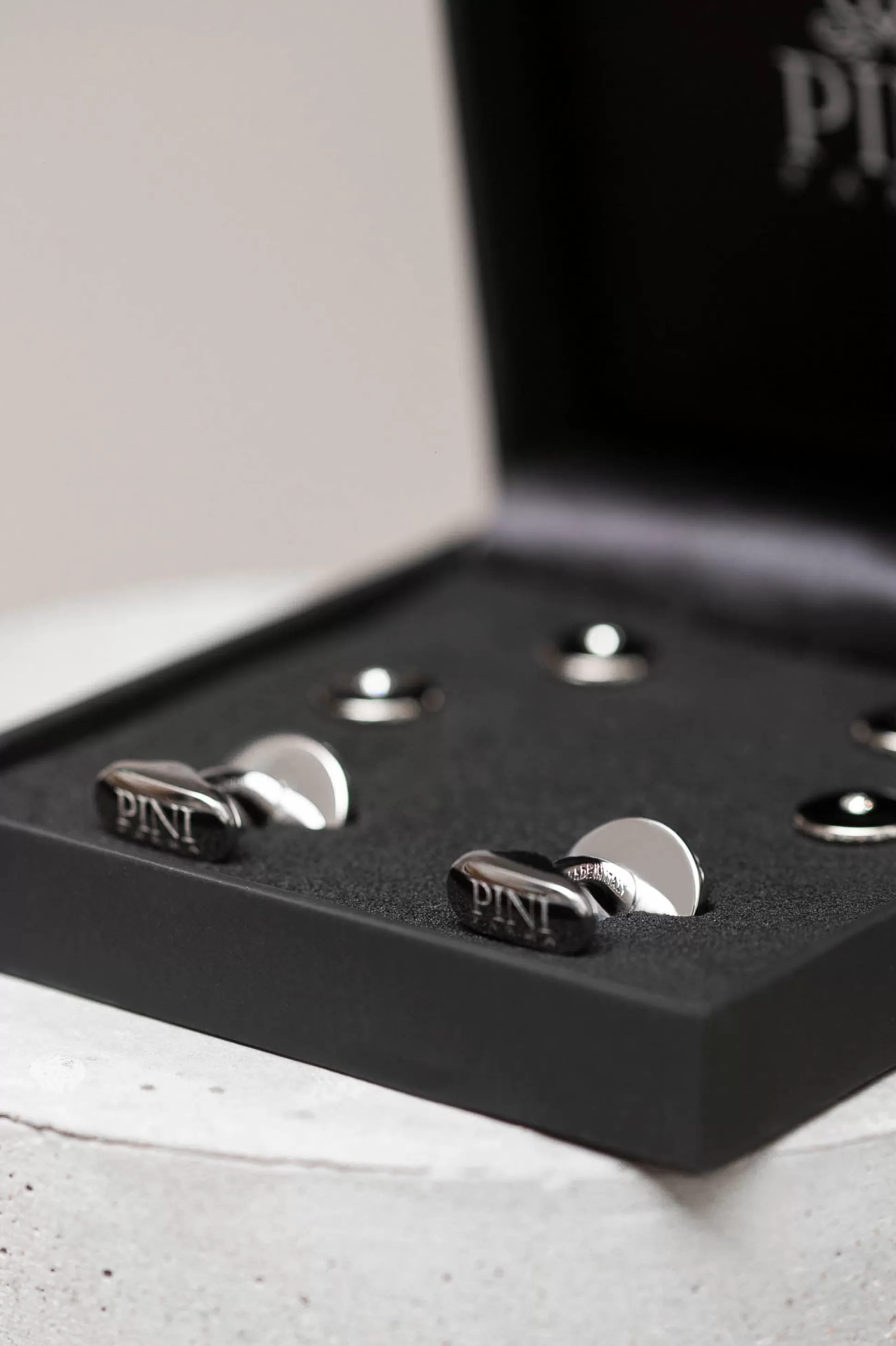 Black Cufflinks And Dress Studs Set With Swarovski Detail - Made In Italy | Pini Parma Best Sale