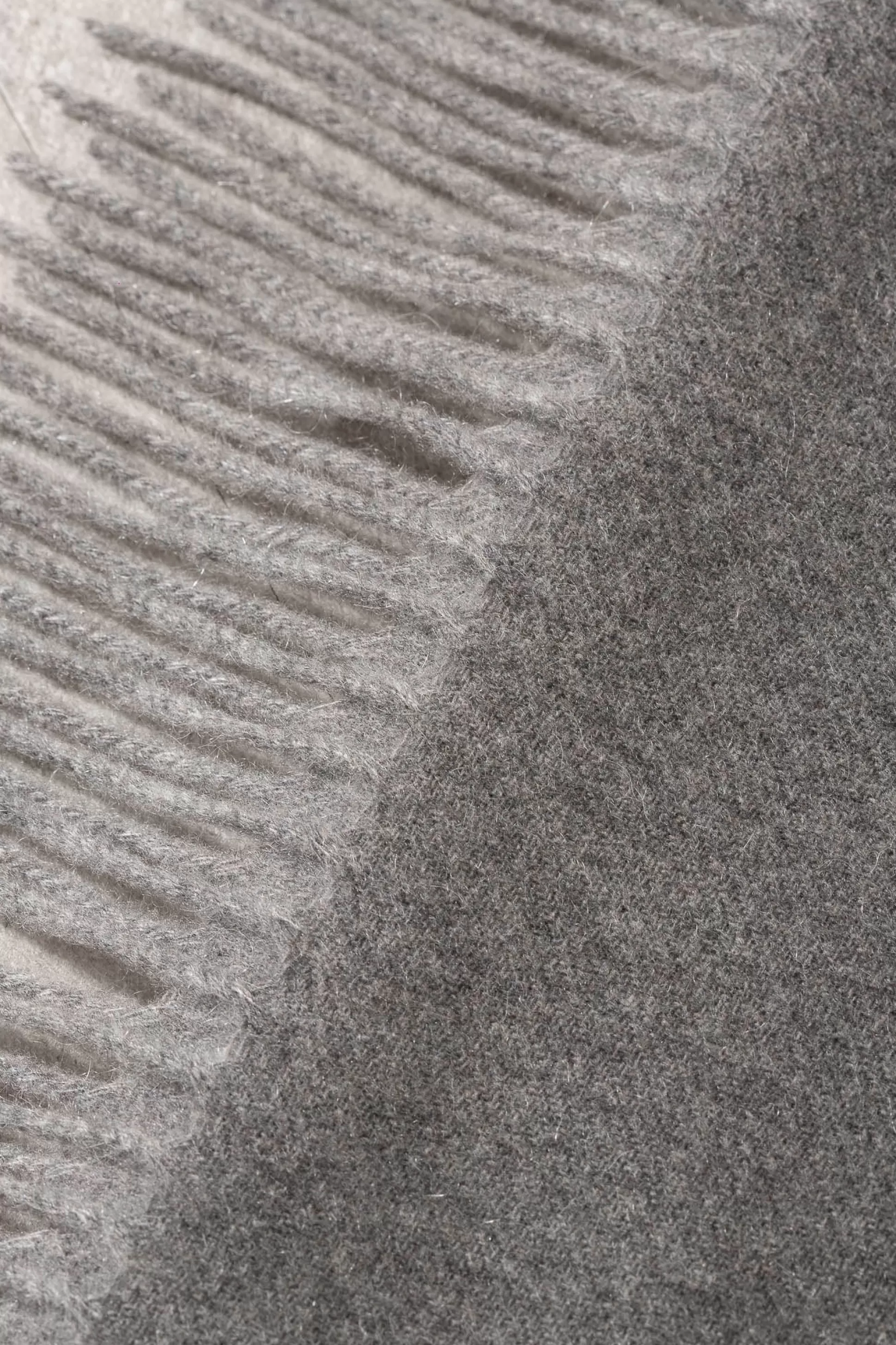 Grey Cashmere Scarf - Made In Italy | Pini Parma Shop