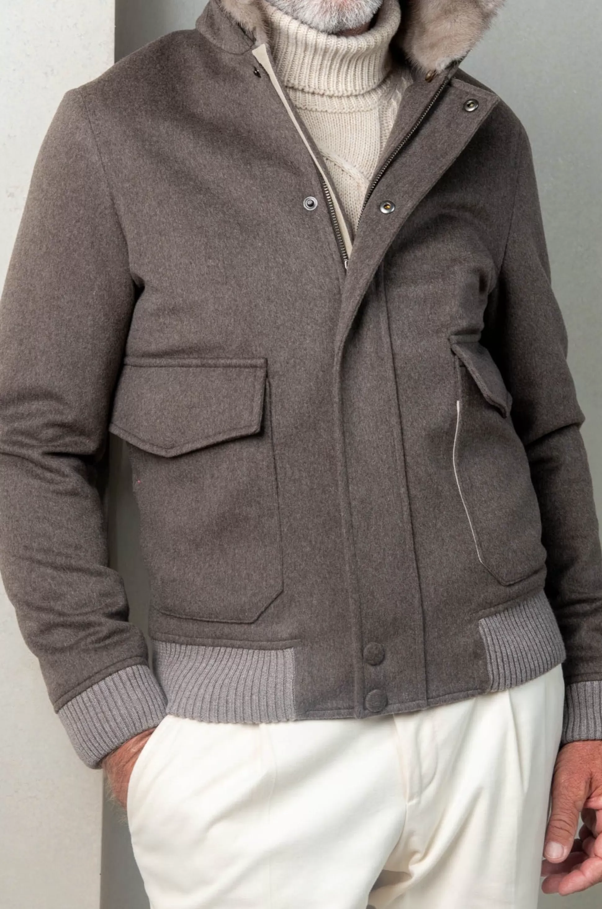 Taupe Short Coat With Removable Shearling Collar – Made In Italy | Pini Parma Best