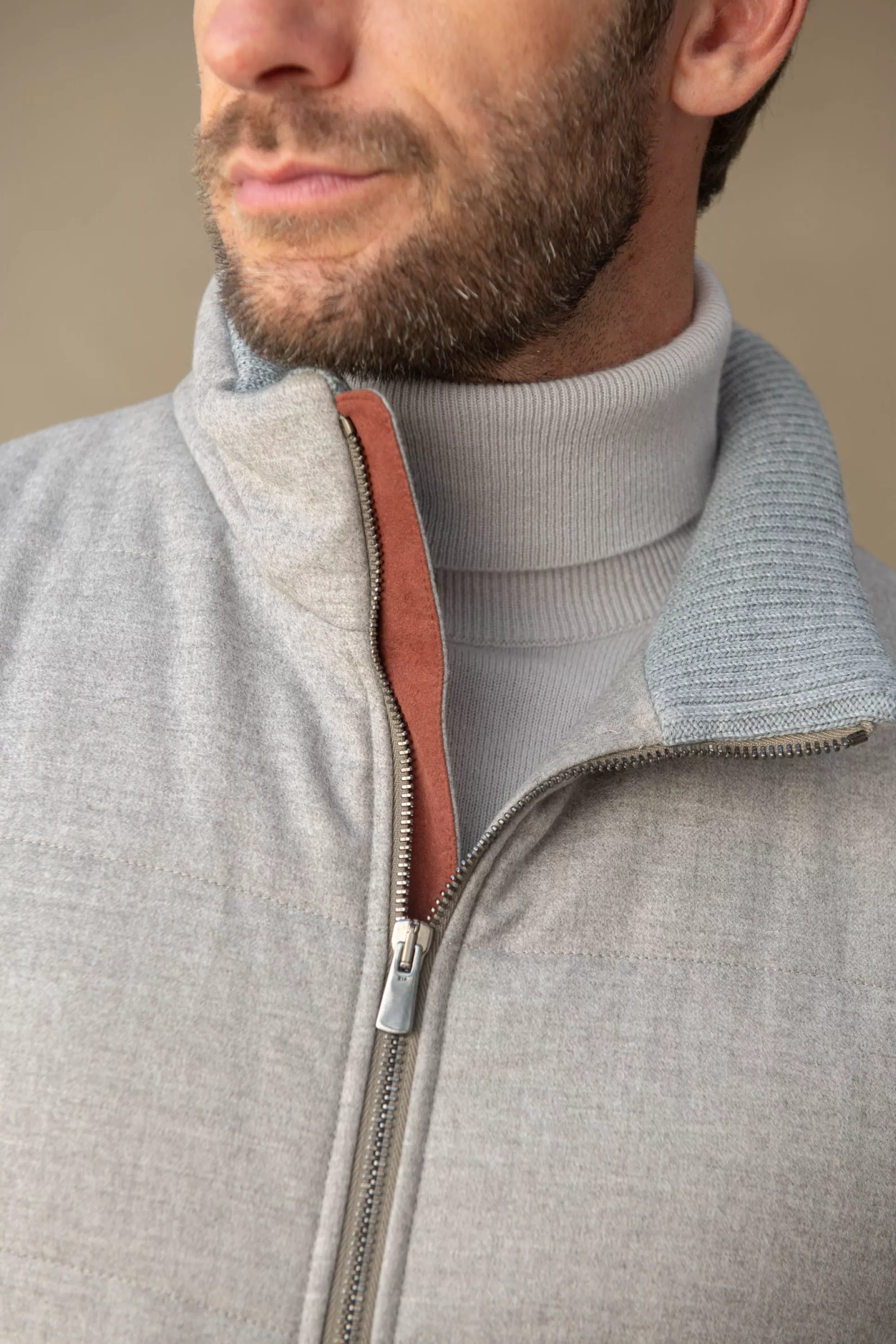 Taupe Vest With Zip In Loro Piana Wool With Rain System®– Made In Italy | Pini Parma Outlet