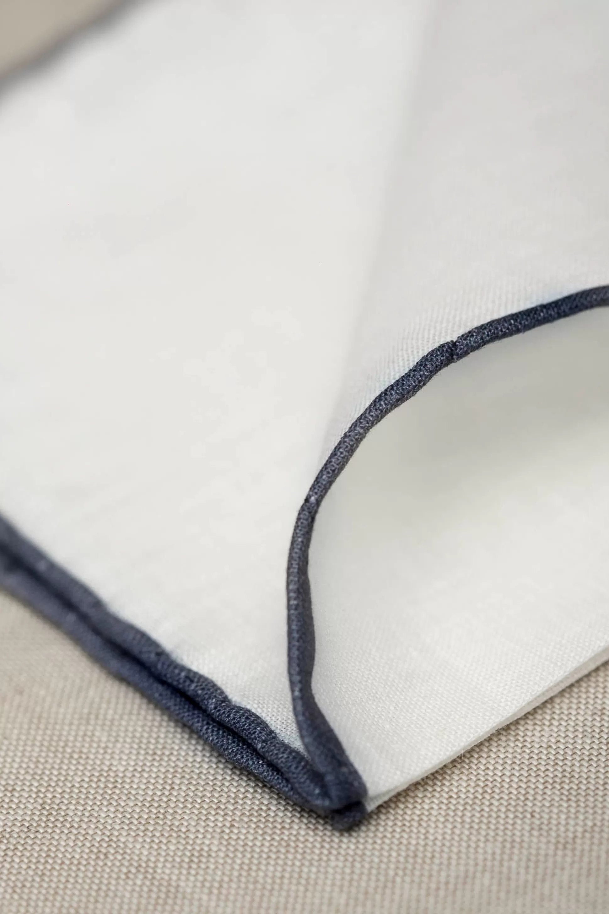 White/Blue Linen Pocket Square - Made In Italy | Pini Parma Shop